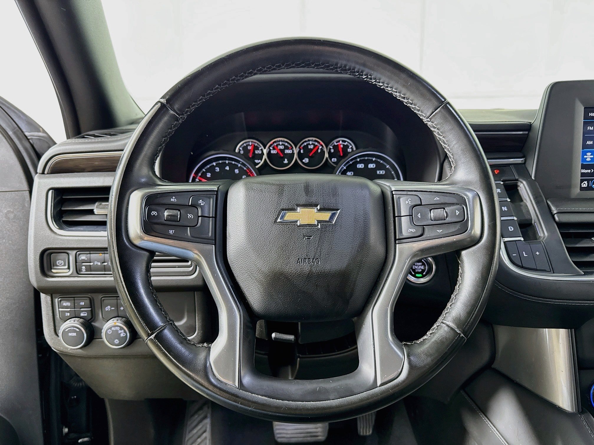 Used 2023 Chevrolet Suburban LS AWD/4WD image 13