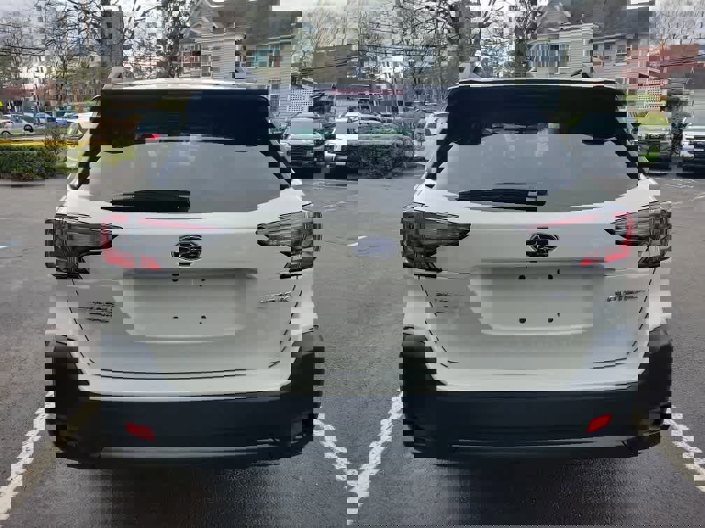 Used 2023 Subaru Outback Premium image 4