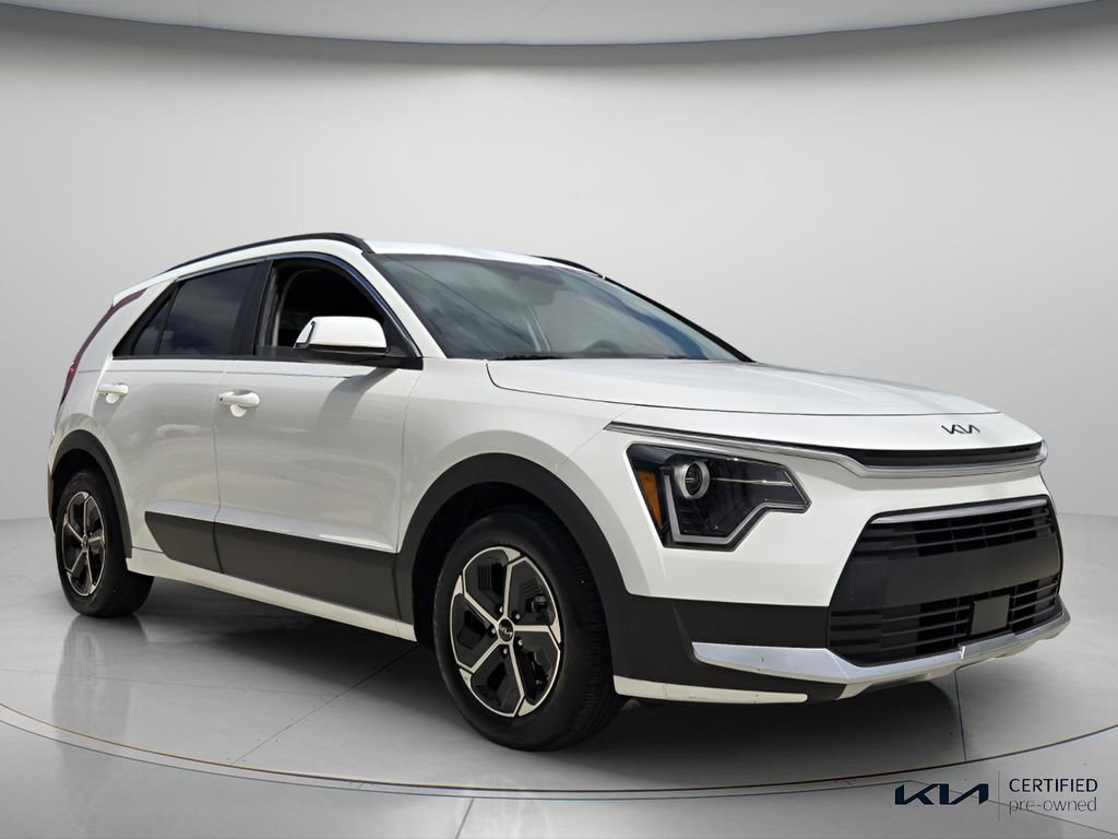 Used 2024 Kia Niro EX image 9