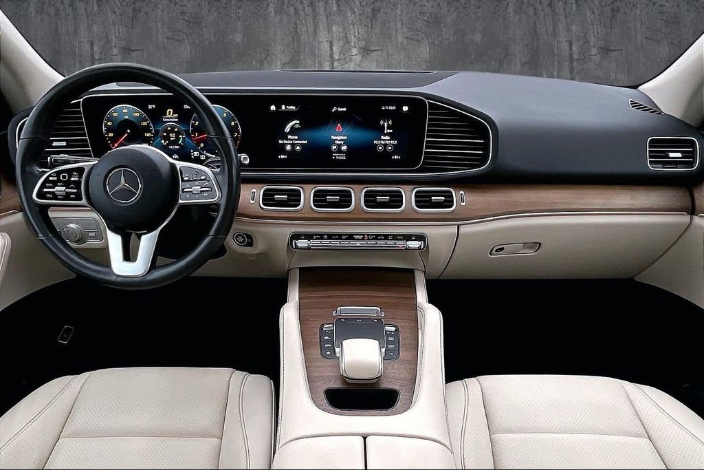 Used 2022 Mercedes-Benz GLE 350 4MATIC image 7