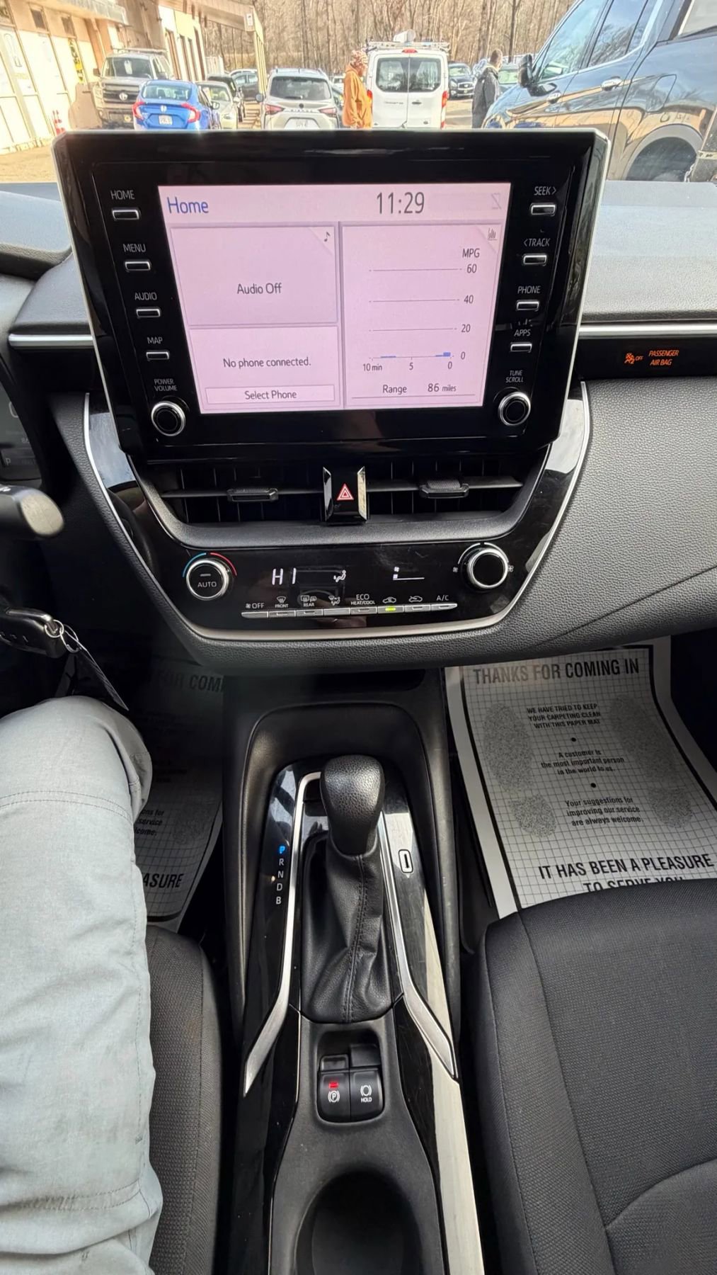 Used 2020 Toyota Corolla LE FWD image 24