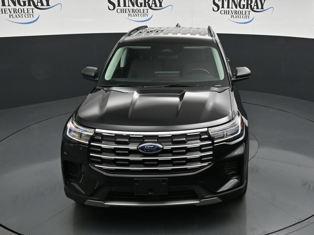 Used 2025 Ford Explorer Active RWD image 28