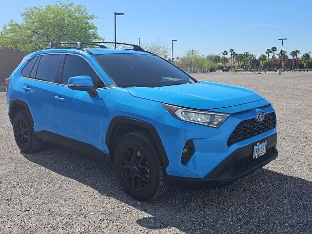 Used 2019 Toyota RAV4 XLE w/ Convenience Package image 3
