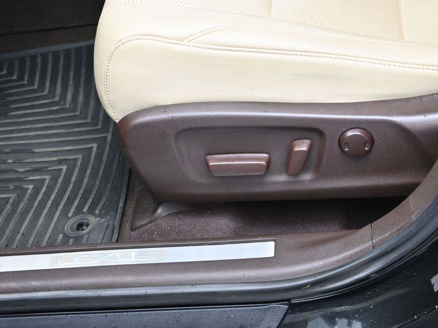 Used 2020 Lexus RX 350 FWD w/ Accessory Package image 14