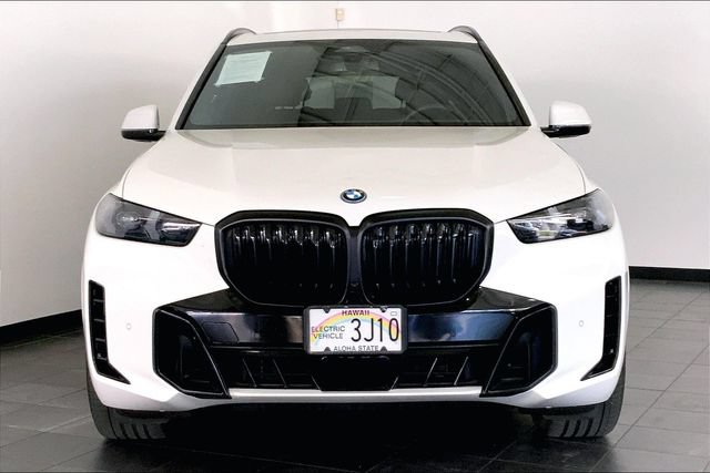 Certified 2024 BMW X5 xDrive50e w/ M Sport Package AWD/4WD image 3