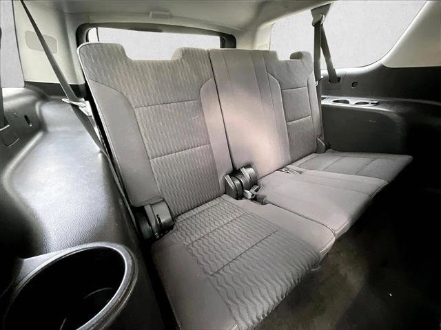 Used 2018 Chevrolet Suburban LS image 30