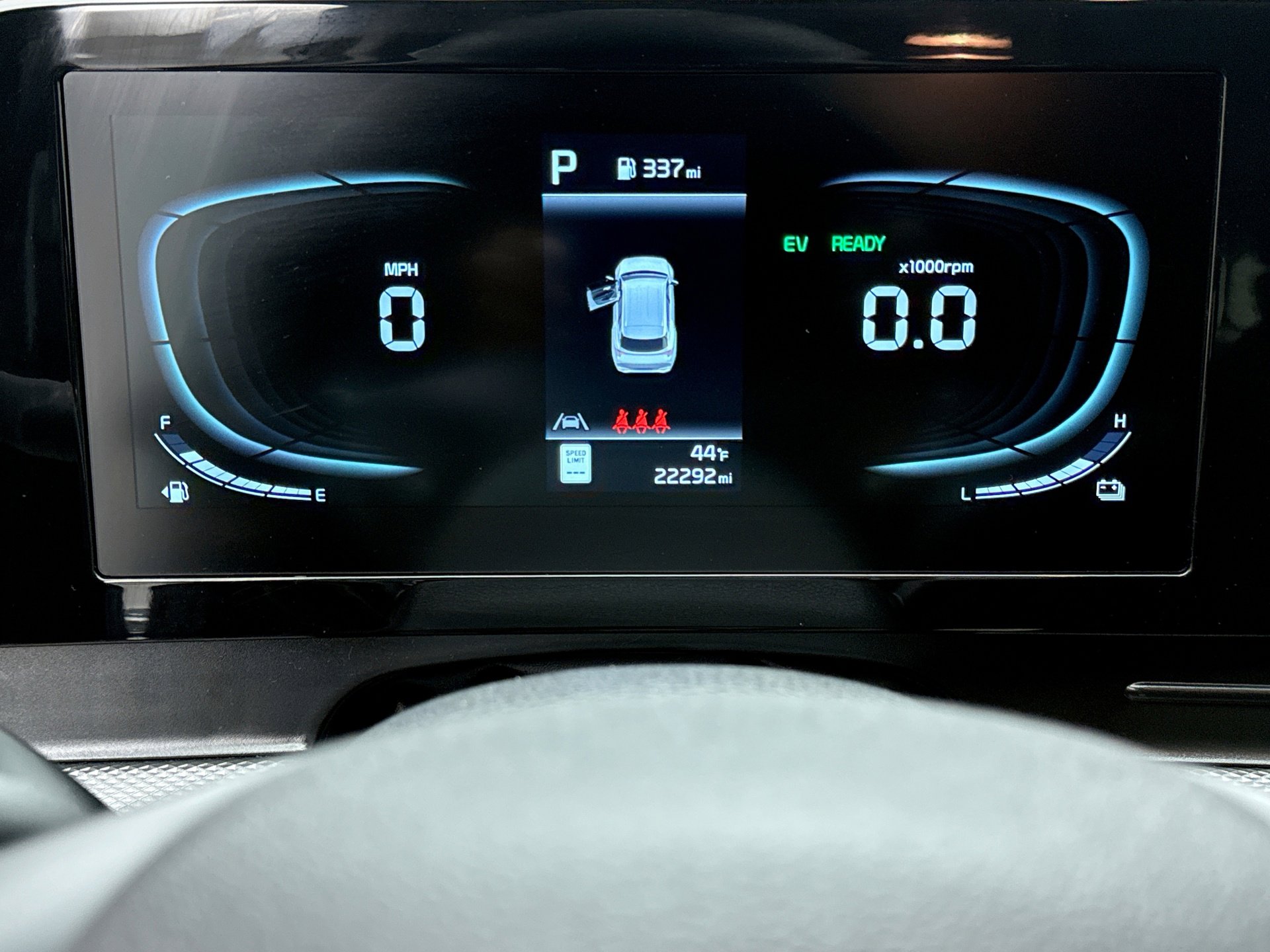 Used 2023 Kia Sportage LX image 13