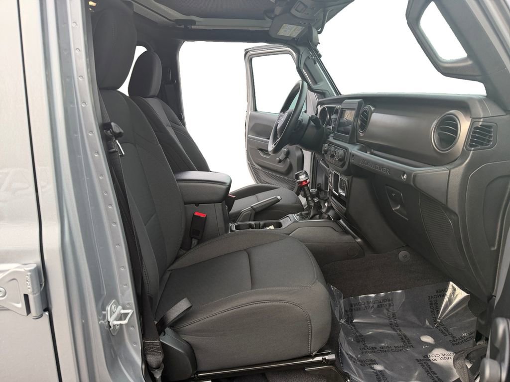Used 2020 Jeep Wrangler Unlimited Sport image 15