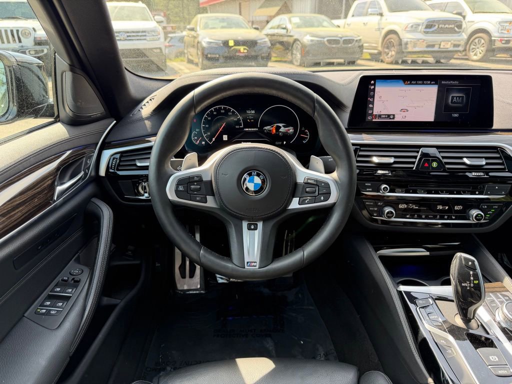 Used 2019 BMW M550i xDrive w/ Premium Package 2 image 26