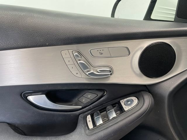 Used 2019 Mercedes-Benz GLC 300 image 34