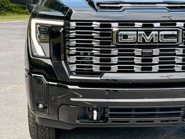 Used 2026 GMC Sierra 2500 Denali Ultimate AWD/4WD image 13