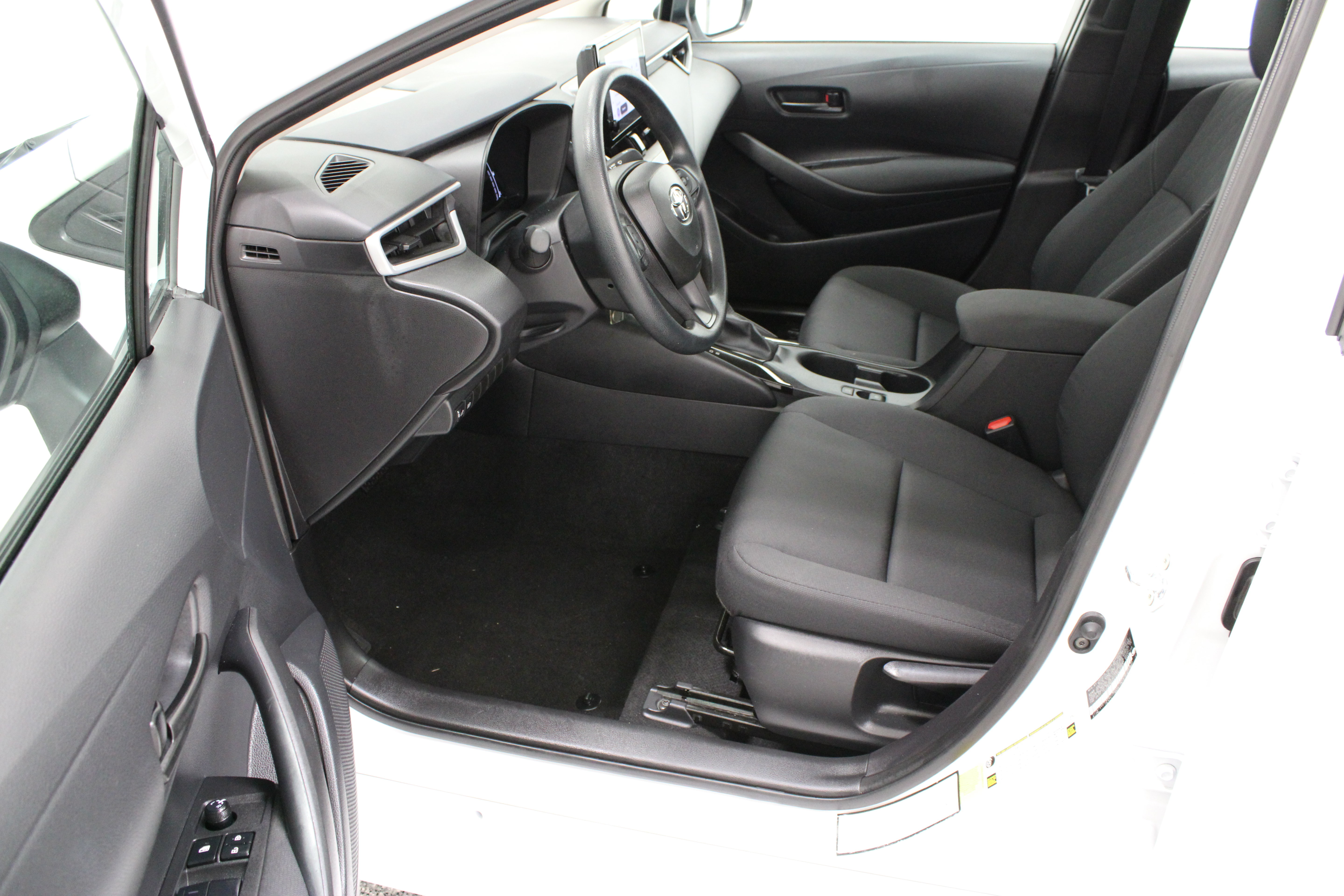 Certified 2026 Toyota Corolla LE FWD image 14