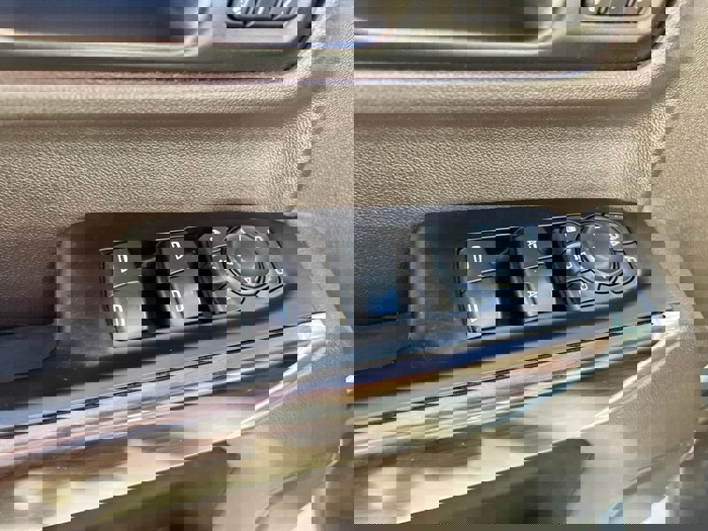 Used 2020 GMC Sierra 2500 SLT w/ Driver Alert Package I AWD/4WD image 31