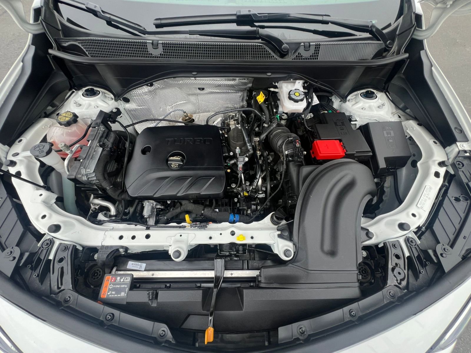 Used 2025 Buick Encore GX Preferred image 32