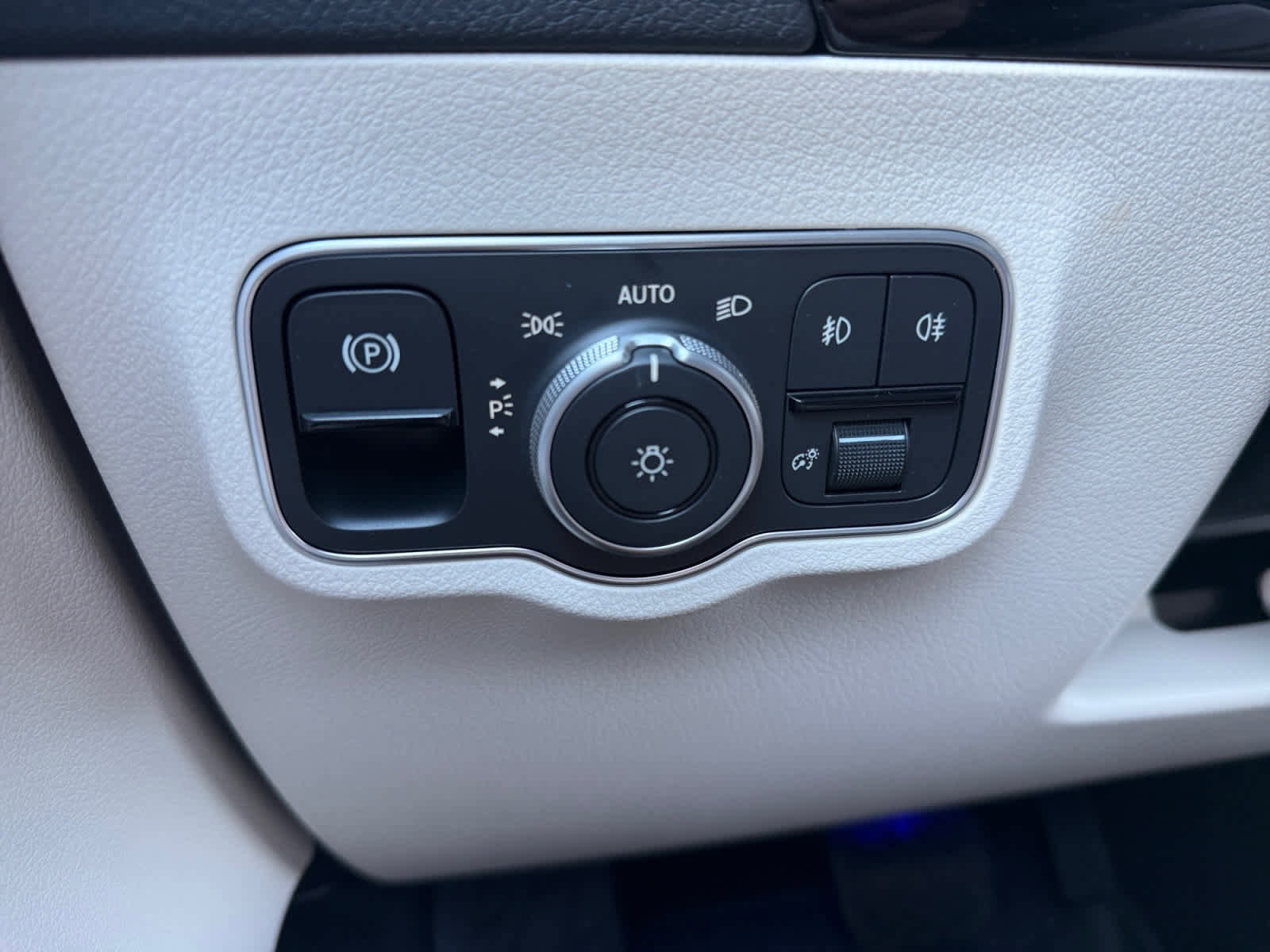 New 2026 Mercedes-Benz GLA 250 GLA 250 image 23