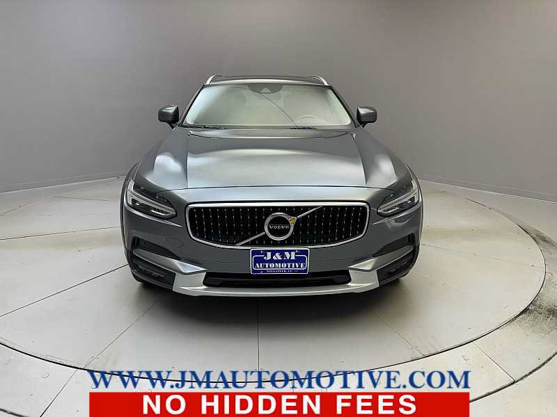 Used 2019 Volvo V90 T5 Cross Country w/ Protection Package Premier AWD/4WD image 8