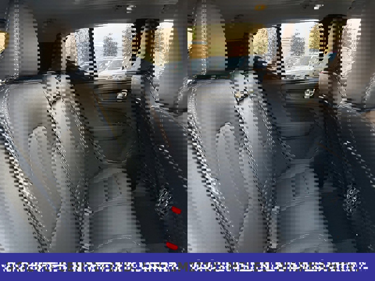 Certified 2025 Volvo XC40 B5 Core image 10