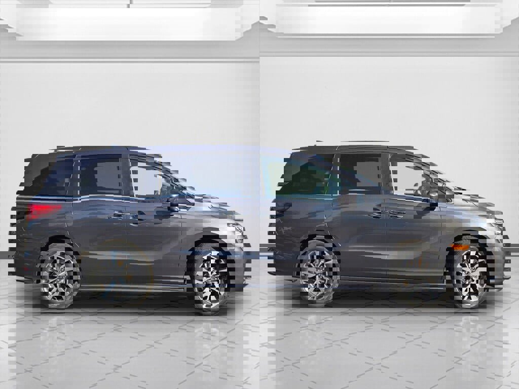 Certified 2023 Honda Odyssey Touring image 4