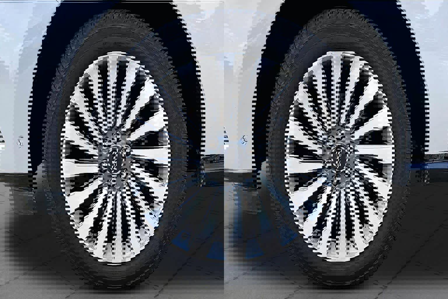 Used 2019 Lincoln Navigator Reserve w/ Cargo Package image 11