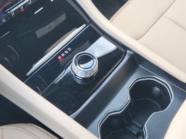 Certified 2025 Jeep Grand Cherokee Limited RWD image 25