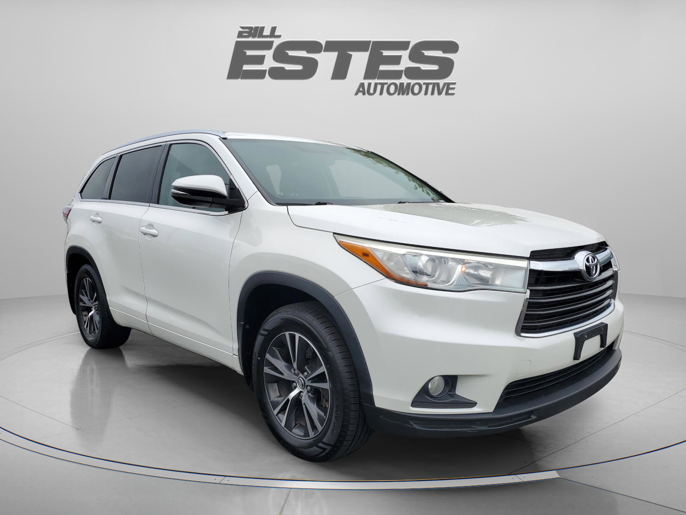 Used 2016 Toyota Highlander XLE AWD/4WD image 5