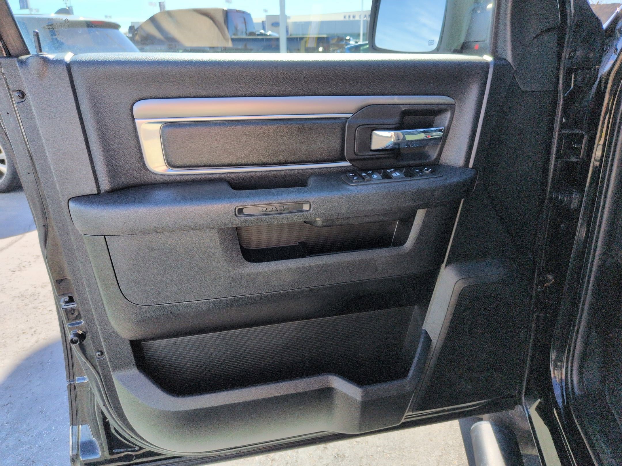Used 2022 RAM 1500 Classic Warlock image 14