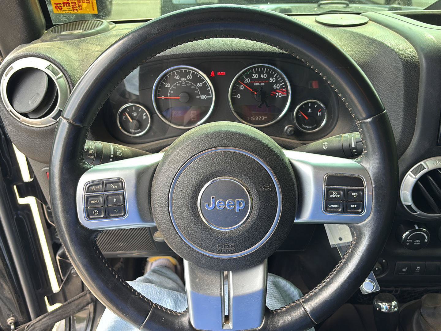 Used 2016 Jeep Wrangler Unlimited Rubicon AWD/4WD image 10