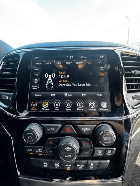 Used 2021 Jeep Grand Cherokee Limited w/ Premium Lighting Group AWD/4WD image 18