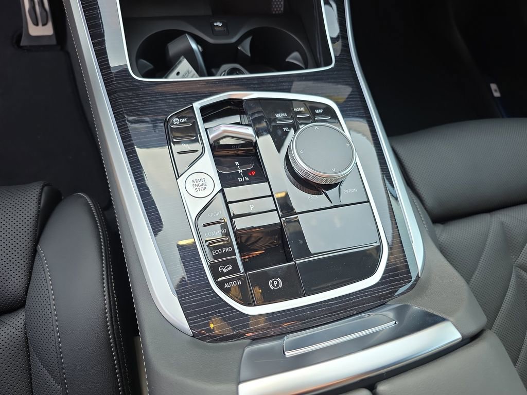 New 2026 BMW X5 xDrive40i w/ M Sport Package image 17