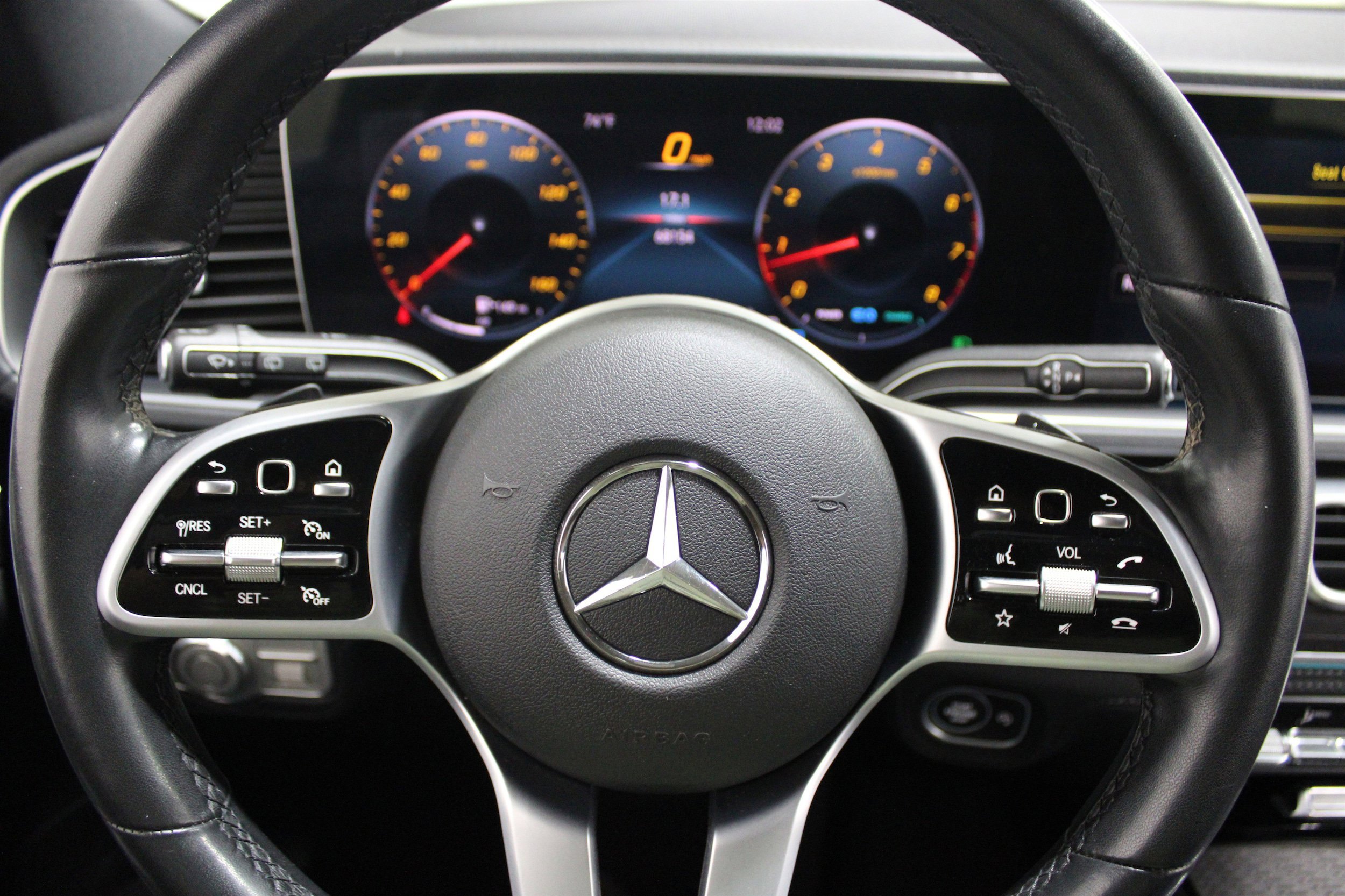 Used 2020 Mercedes-Benz GLS 450 4MATIC w/ Convenience Package image 9