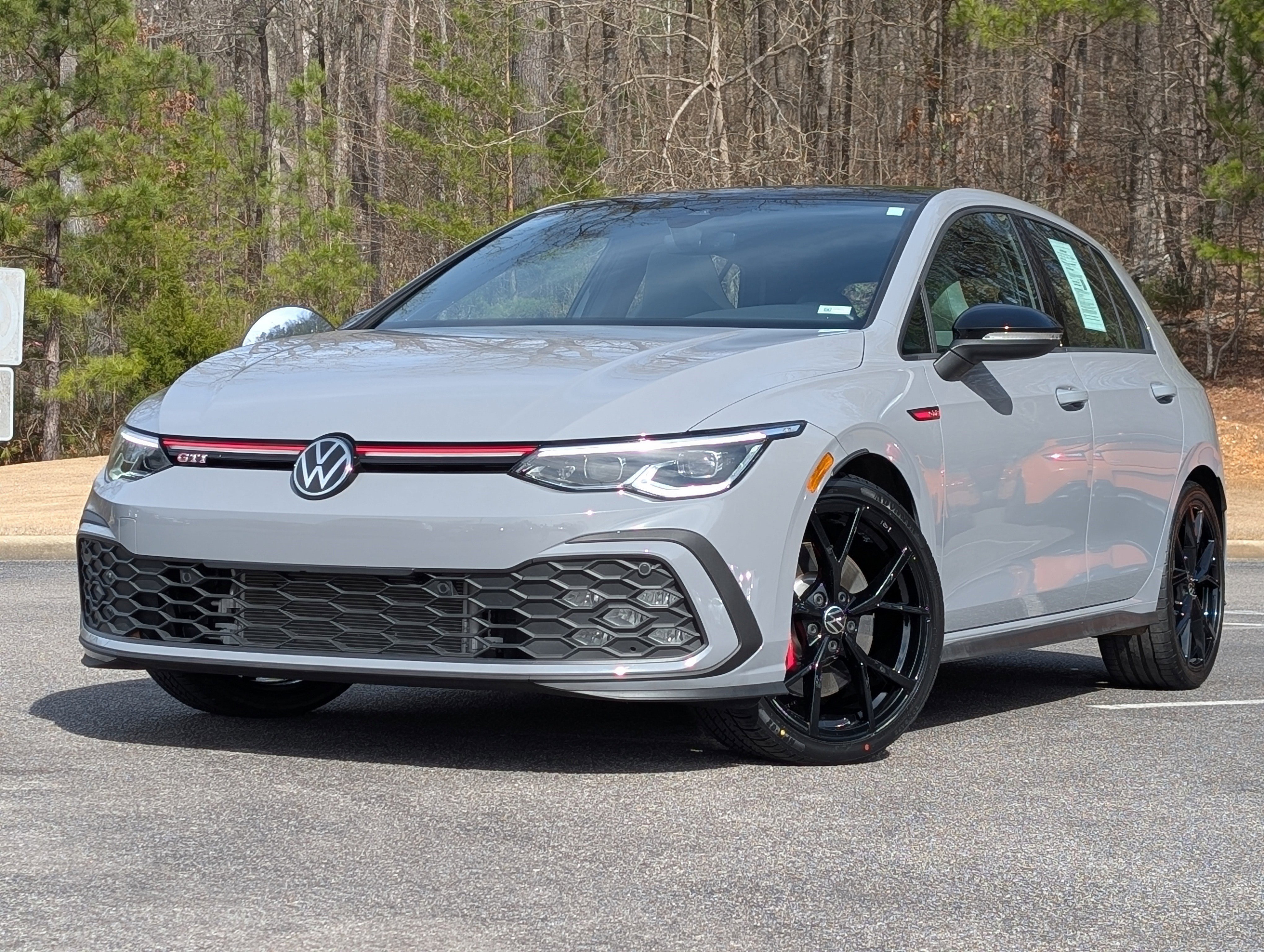 Used 2024 Volkswagen GTI SE image 4