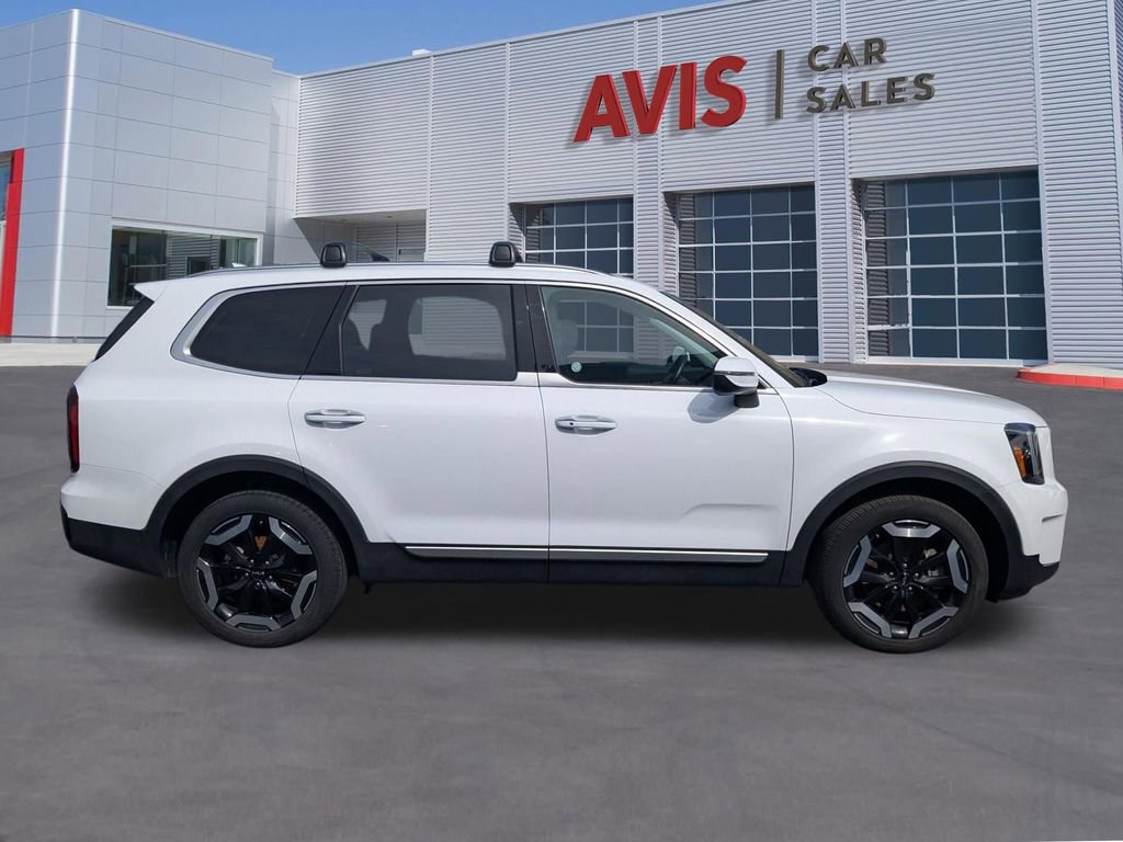 Used 2025 Kia Telluride S image 5