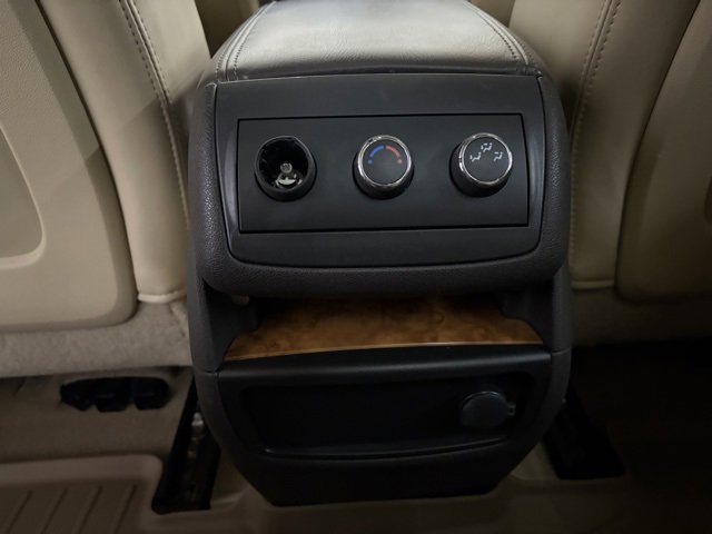 Used 2011 Buick Enclave CXL image 25