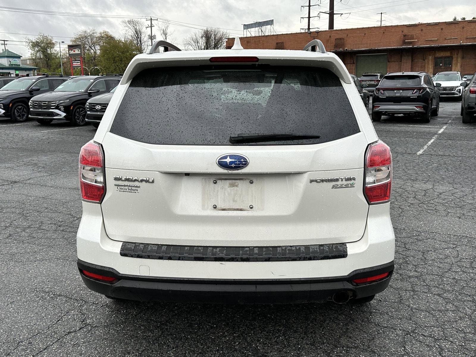 Used 2016 Subaru Forester 2.5i Limited AWD/4WD image 7