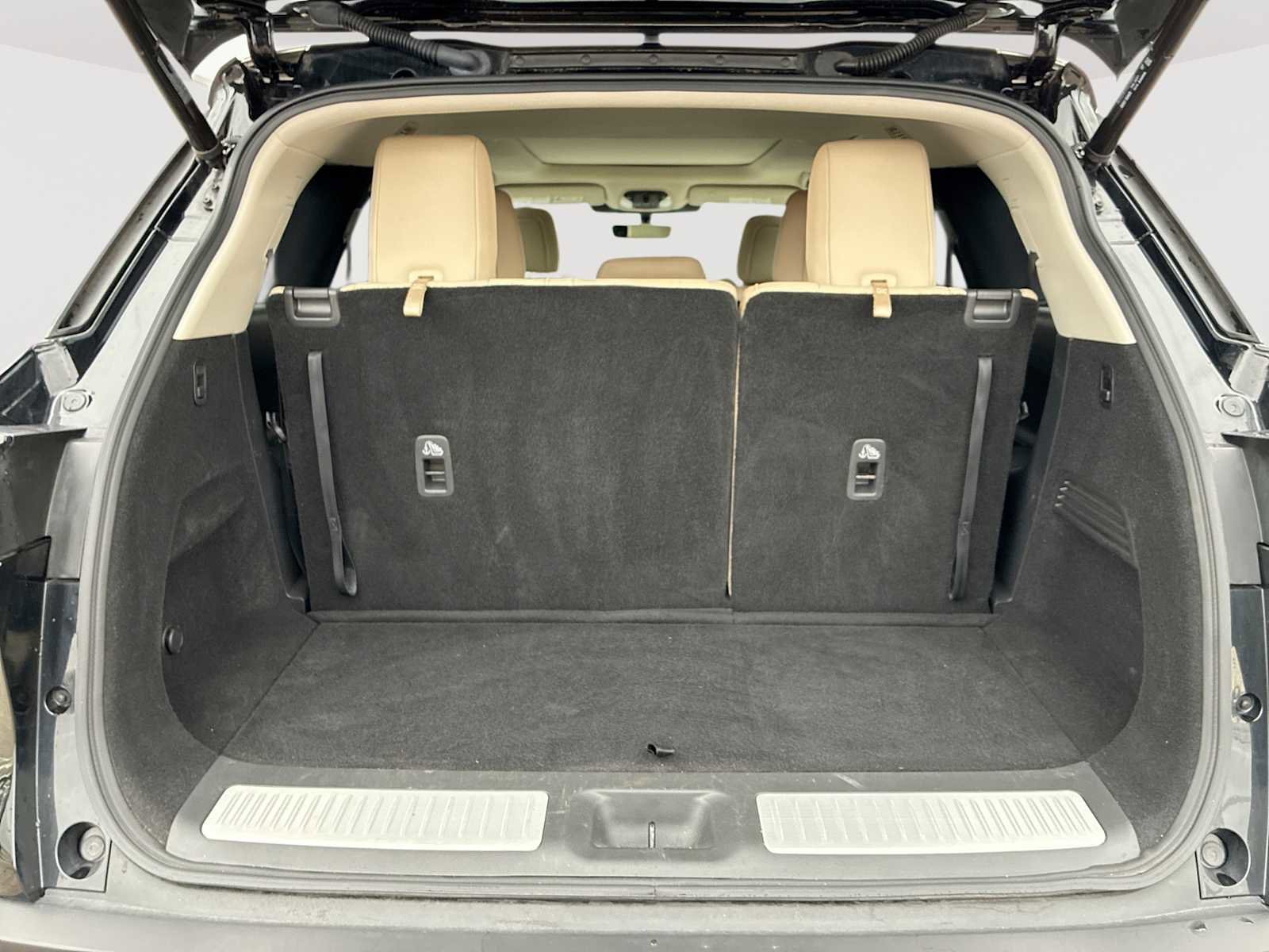 Used 2023 INFINITI QX60 Luxe image 27