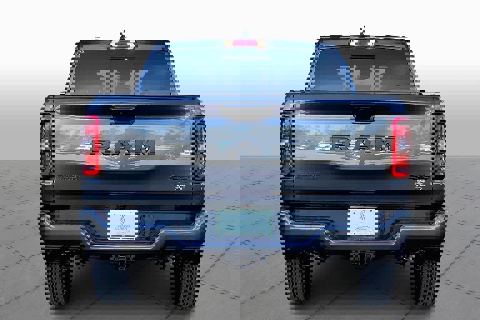 Used 2025 RAM 1500 Laramie w/ Night Edition image 4