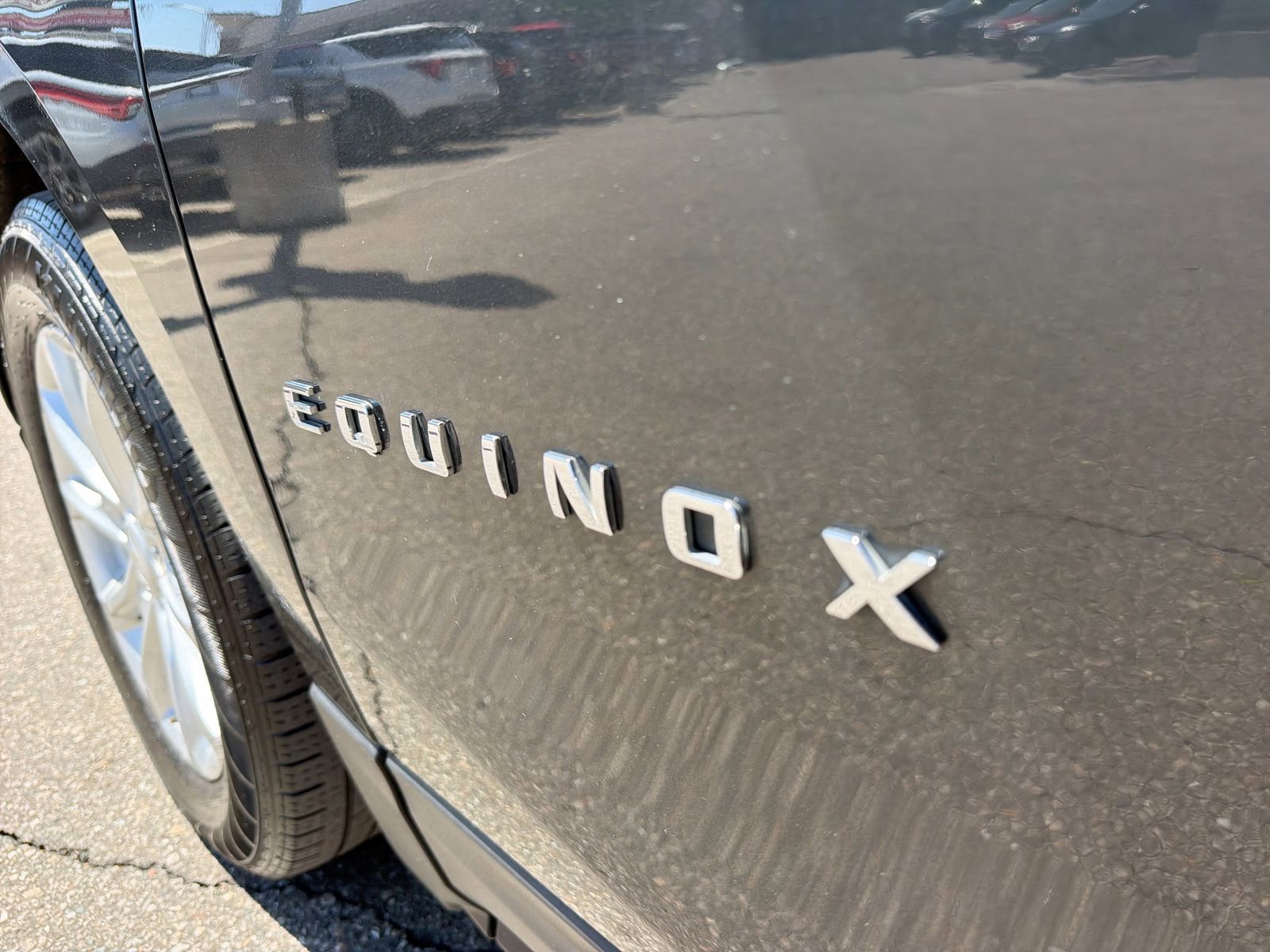 Used 2018 Chevrolet Equinox LT FWD image 14