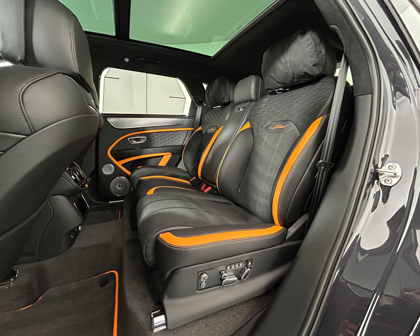 New 2026 Bentley Bentayga Speed image 35