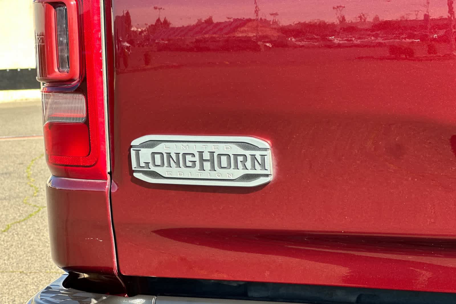 Used 2023 RAM 1500 Limited w/ Body Color Bumper Group image 32