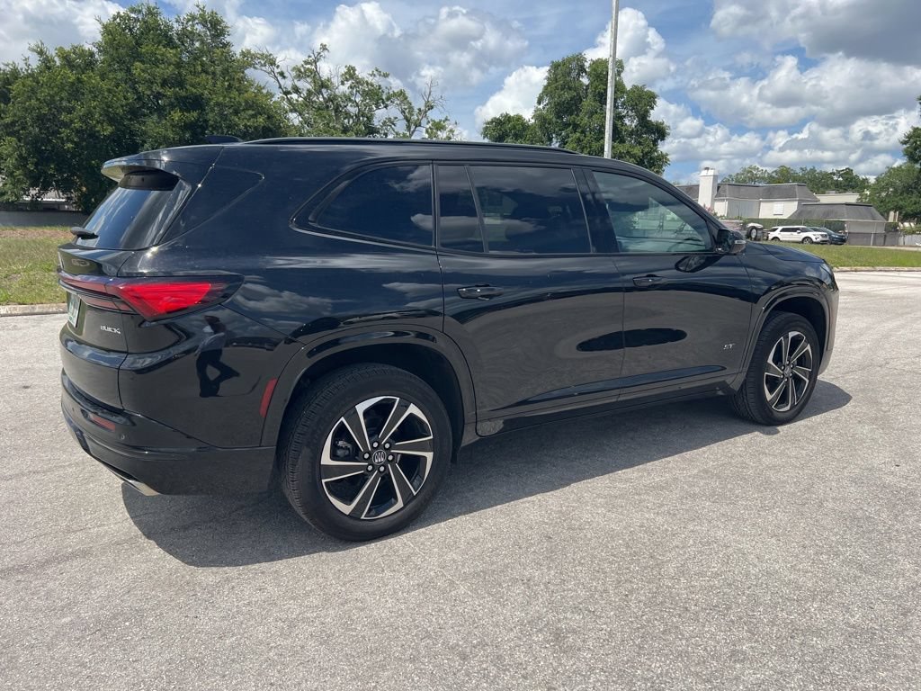 Used 2025 Buick Enclave Sport Touring w/ Power Package FWD image 3