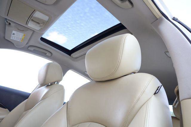 Used 2017 INFINITI QX50 Journey w/ Premium Package image 13