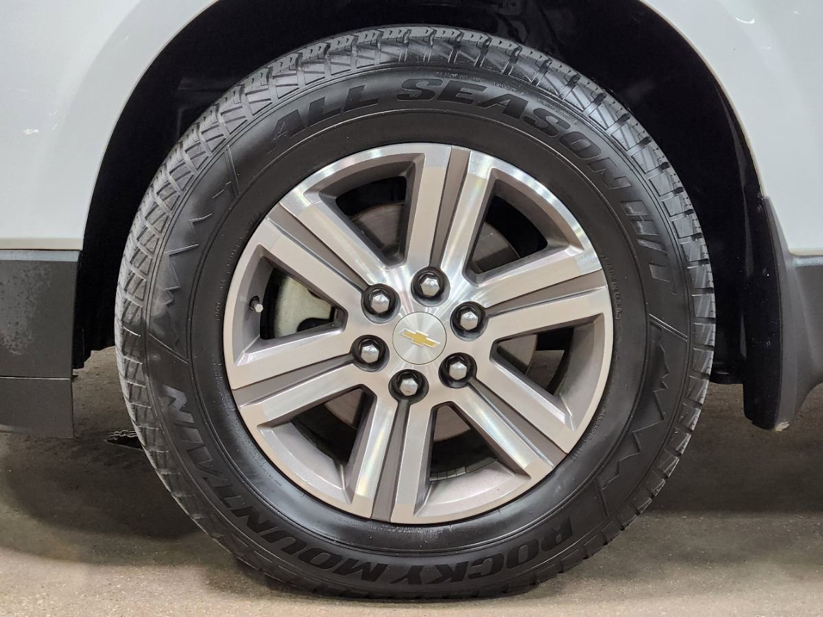 Used 2017 Chevrolet Traverse LT image 26
