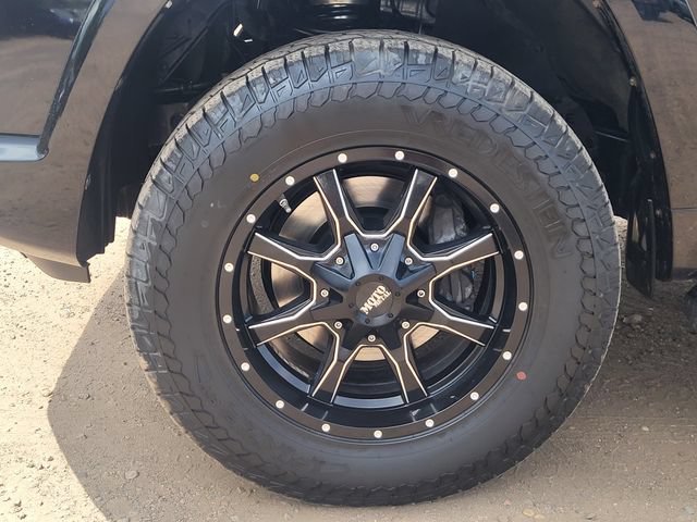 Used 2012 Toyota 4Runner SR5 AWD/4WD image 10
