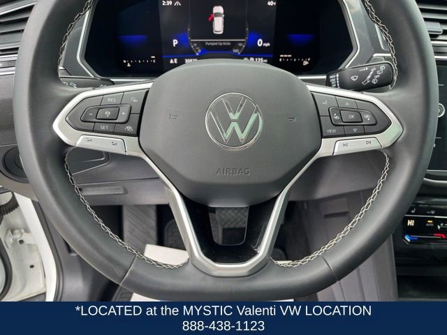 Certified 2023 Volkswagen Tiguan SE w/ Panoramic Sunroof Package AWD/4WD image 42
