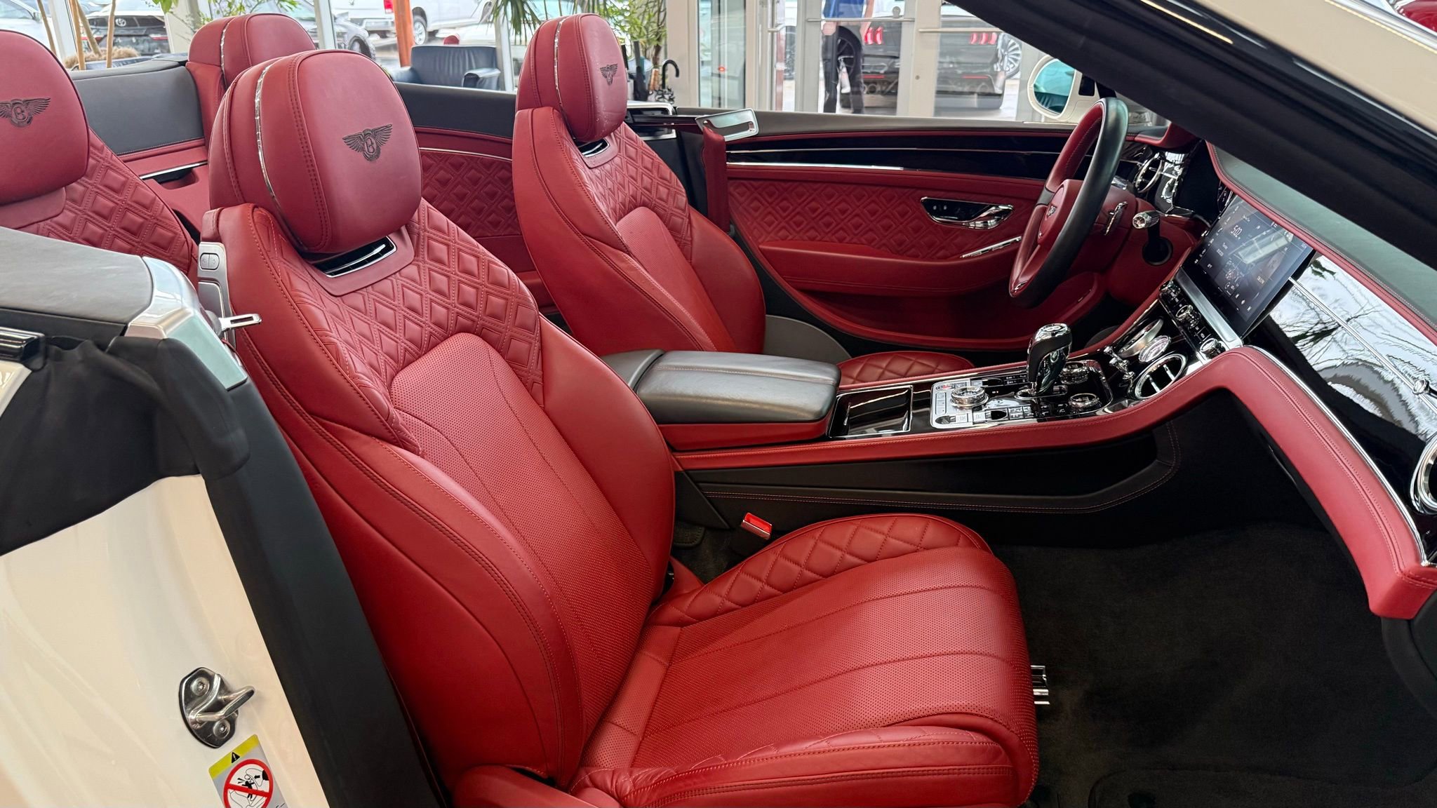 Used 2020 Bentley Continental GT image 46