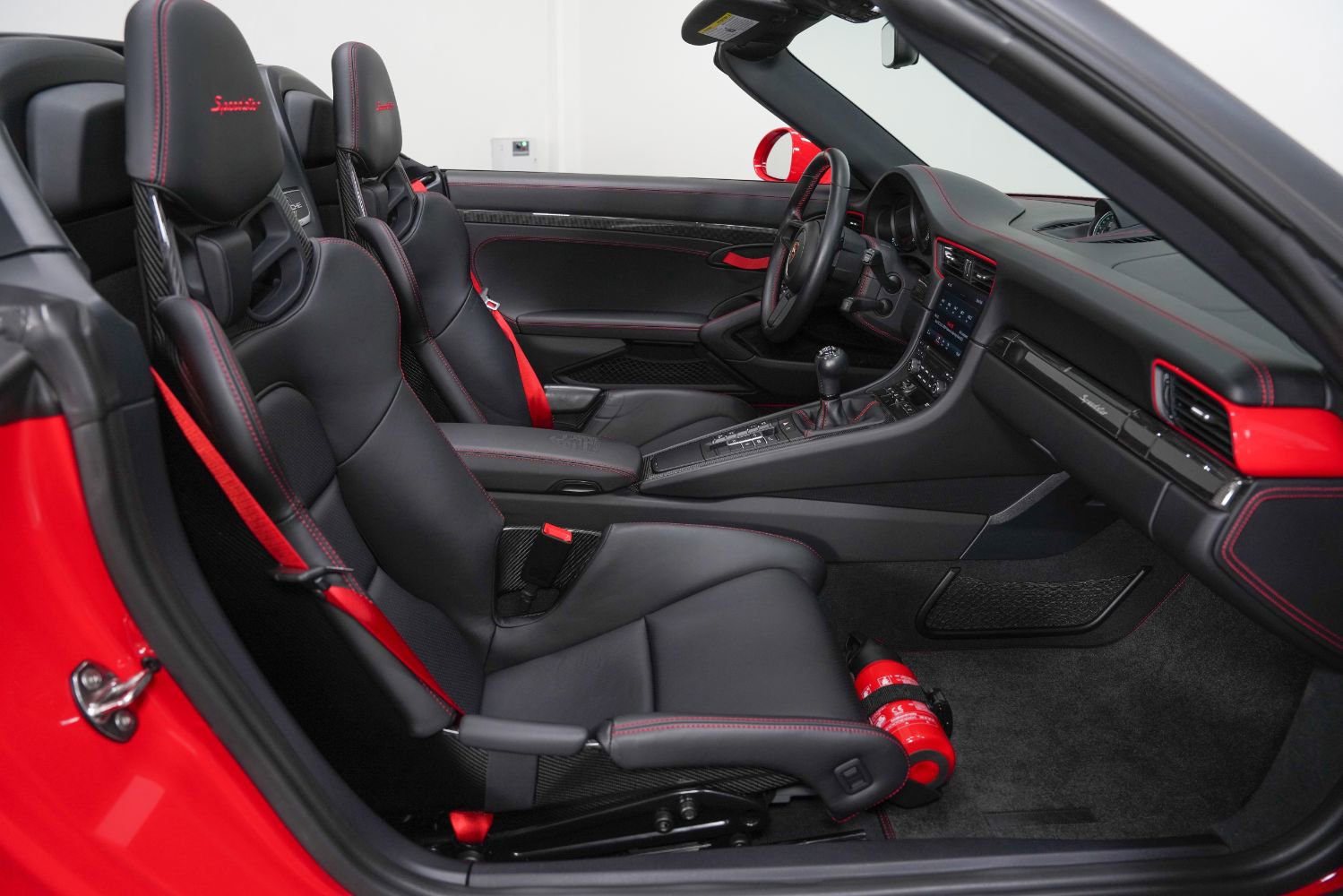 Used 2019 Porsche 911 Speedster RWD image 28