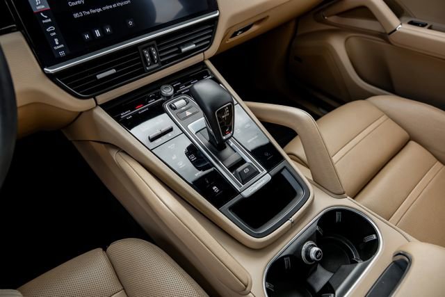 Used 2019 Porsche Cayenne AWD/4WD image 28