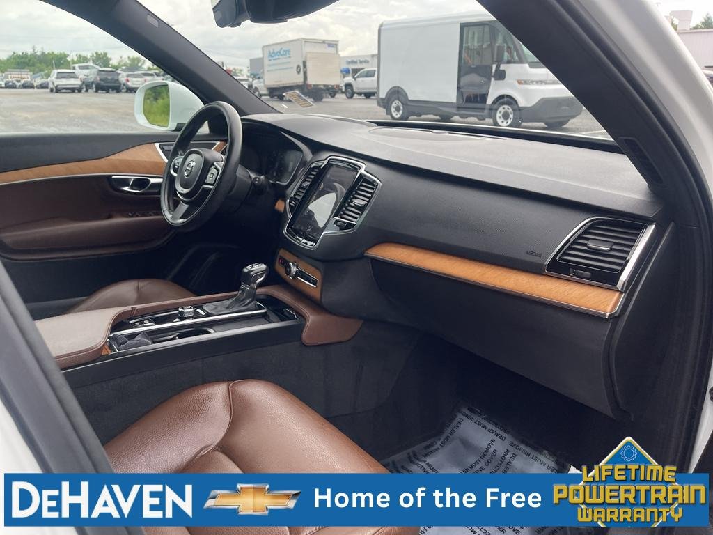 Used 2022 Volvo XC90 T6 Momentum w/ Advanced Package AWD/4WD image 29