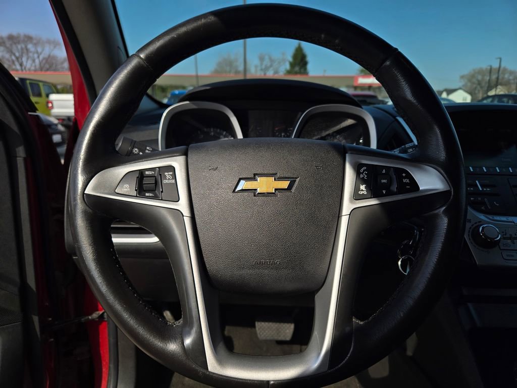 Used 2014 Chevrolet Equinox LT w/ Driver Convenience Package image 40