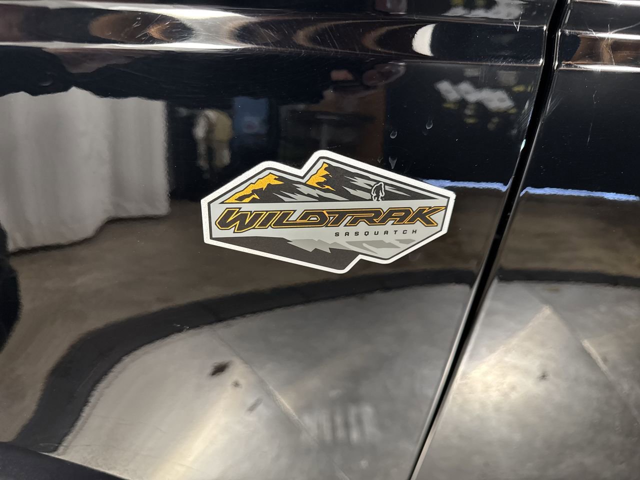 Used 2023 Ford Bronco Wildtrak image 15